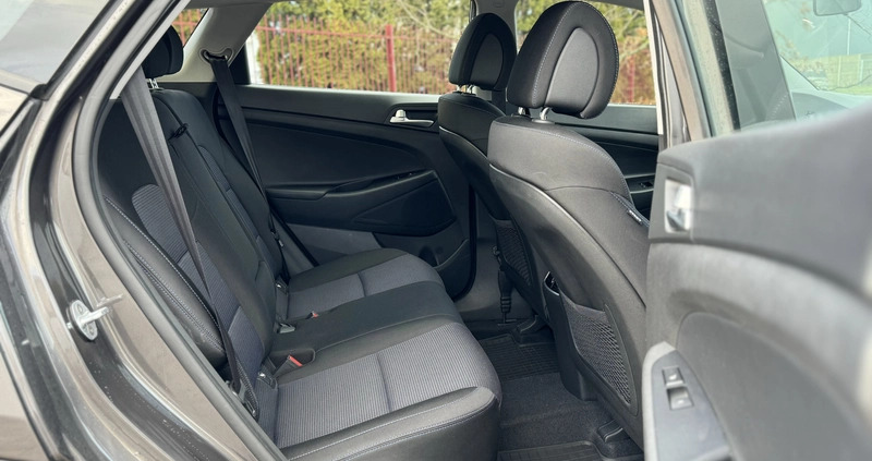 Hyundai Tucson cena 72500 przebieg: 50820, rok produkcji 2016 z Koszalin małe 191